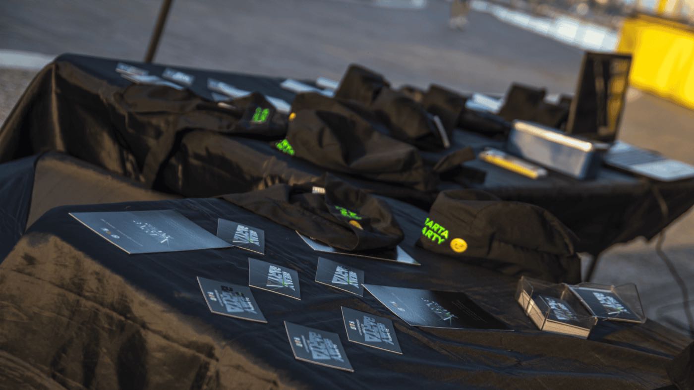 Merchandising DEEJAY BARTA: magliette e gadget