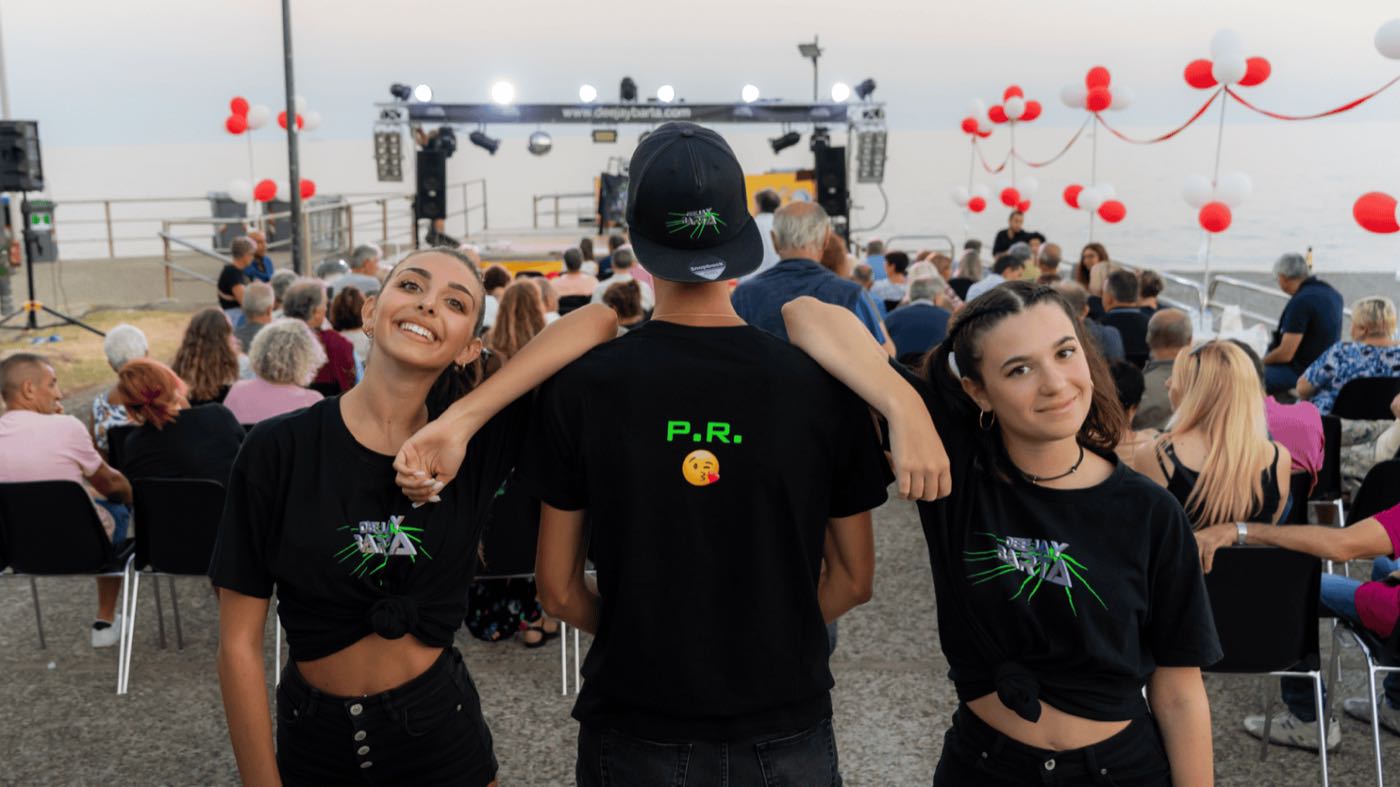 Lo staff DEEJAY BARTA a un evento pubblico